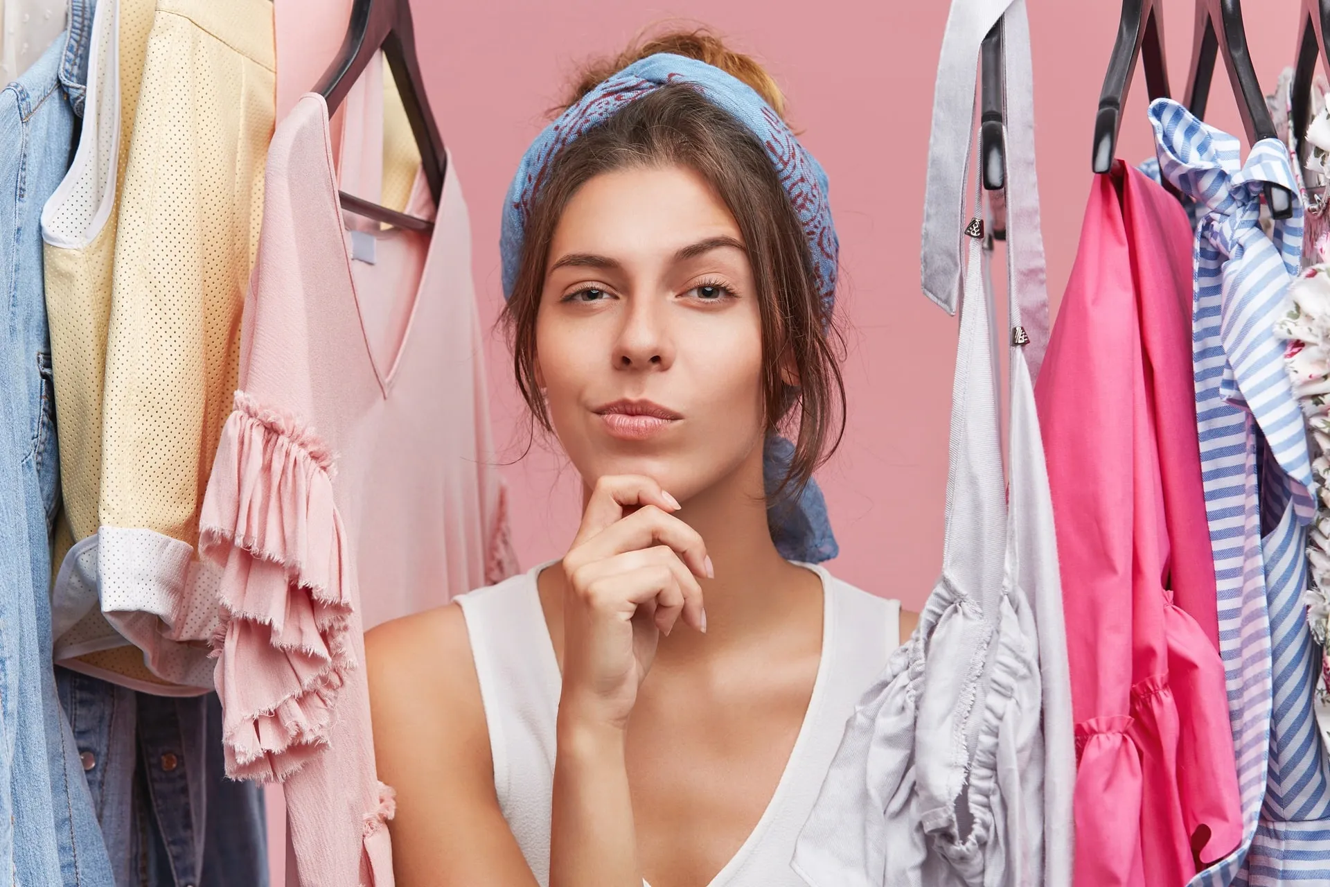 Dresscodes für den Hostess Job verstehen: Was bedeutet Business, Casual & Co.?