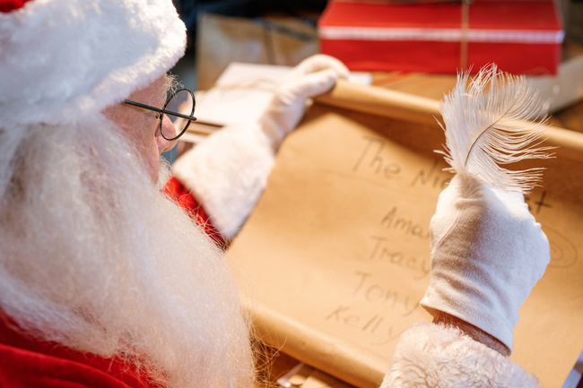 Weihnachtsmann mieten für Familienfeier, Firmenfeier