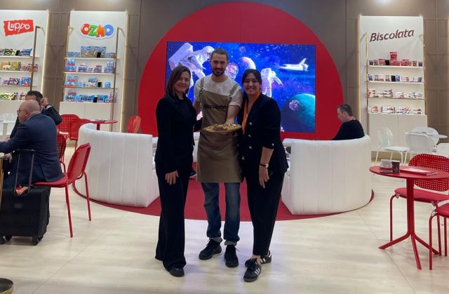Perfekter Auftritt auf der ISM Köln 2025: Unser Hostessen Service im Einsatz
